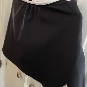 Cullet skirt. Black